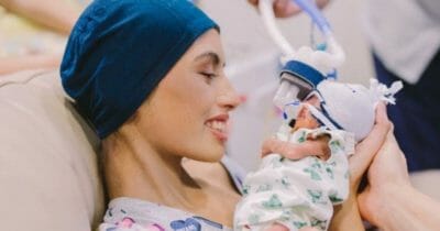 Teen mom who chose son’s birth over cancer treatment dies