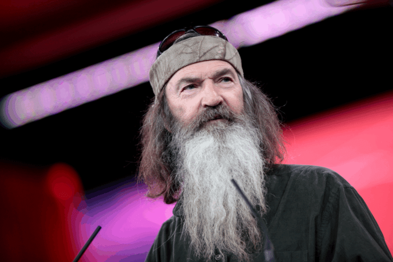 Phil Robertson’s Wife, Miss Kay, Stood By Him Through His Final Days